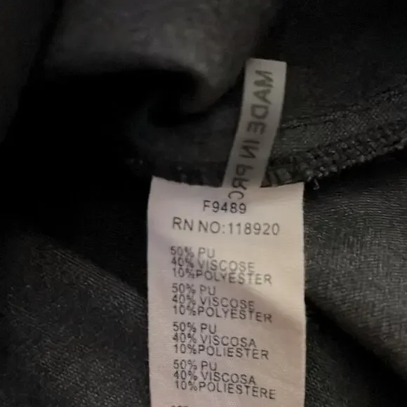 French Black snap front faux leather skirt XS - Picture 13 of 15